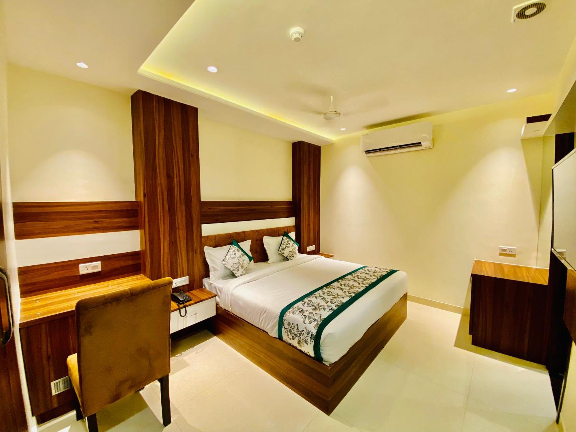 Hotel White House 350 Mtr From Golden Temple อัมริตสา ภายนอก รูปภาพ